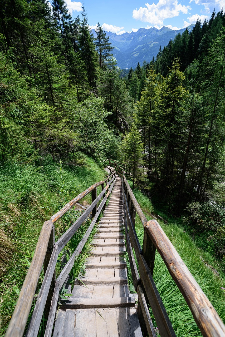 蒲城旅行社最新旅游线路探索与体验