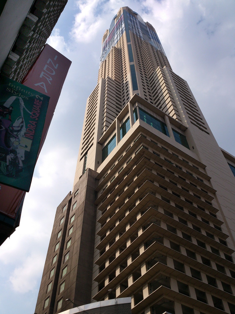 上海虹桥新区蓬勃发展，成为城市新引擎的最新动态