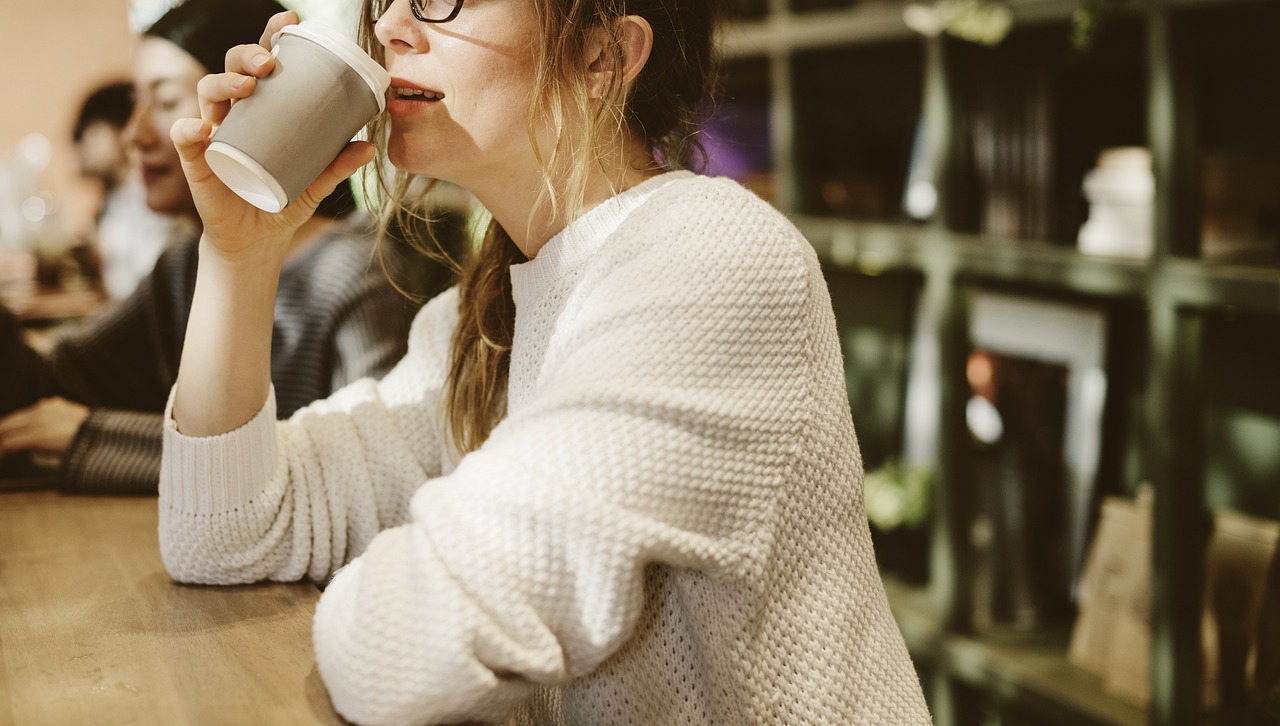 最新人妻风采，展现当代女性的魅力与韵味