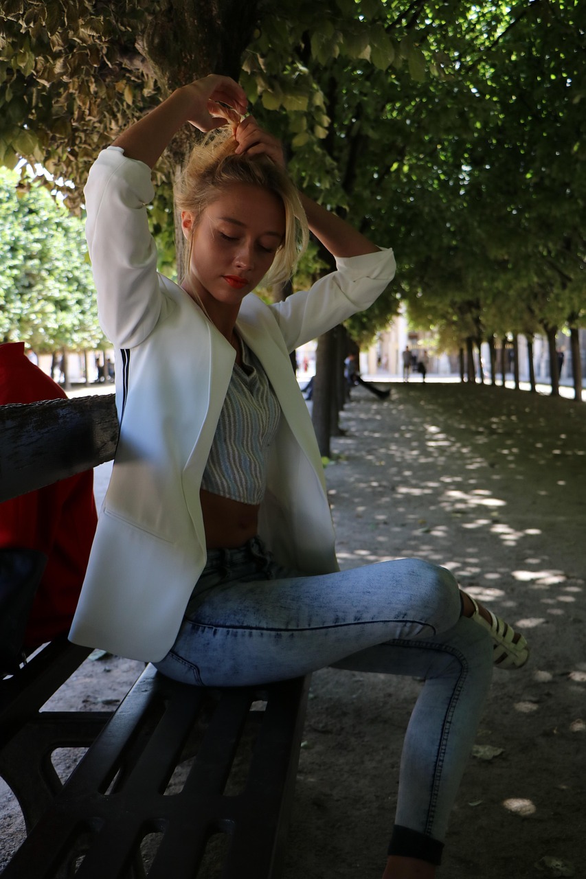 女演员李玥,星光璀璨,魅力四溢