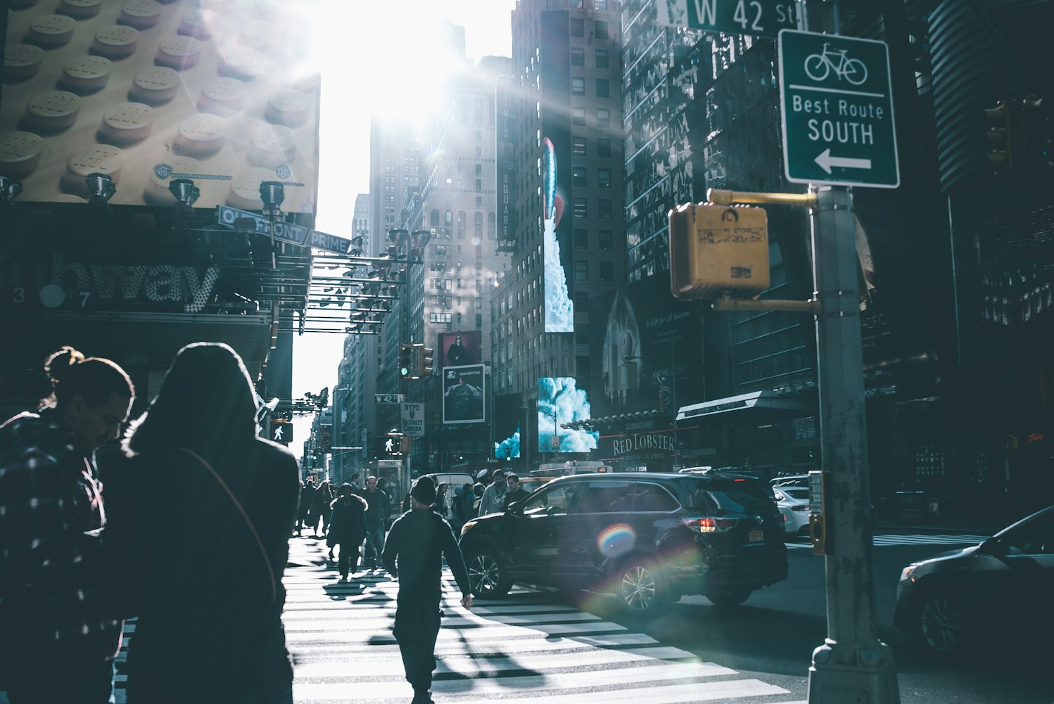 电影数字化时代，观影方式革新与最新影院在线观看体验