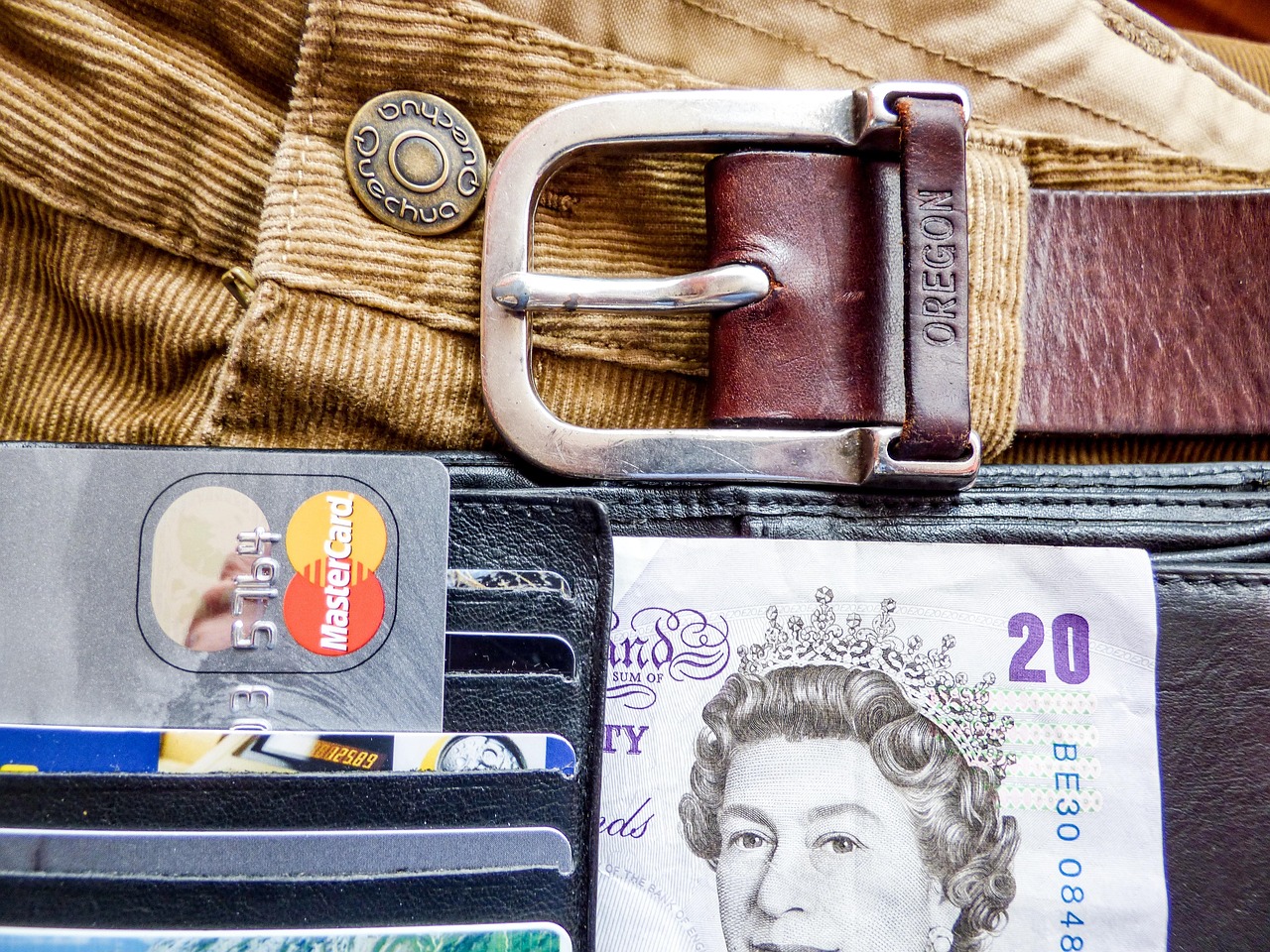 BV钱包价格解析,时尚与价值交汇之选