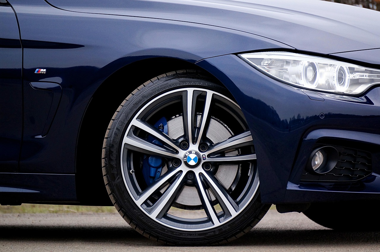 隐形车衣价格深度解析及购车衣指南