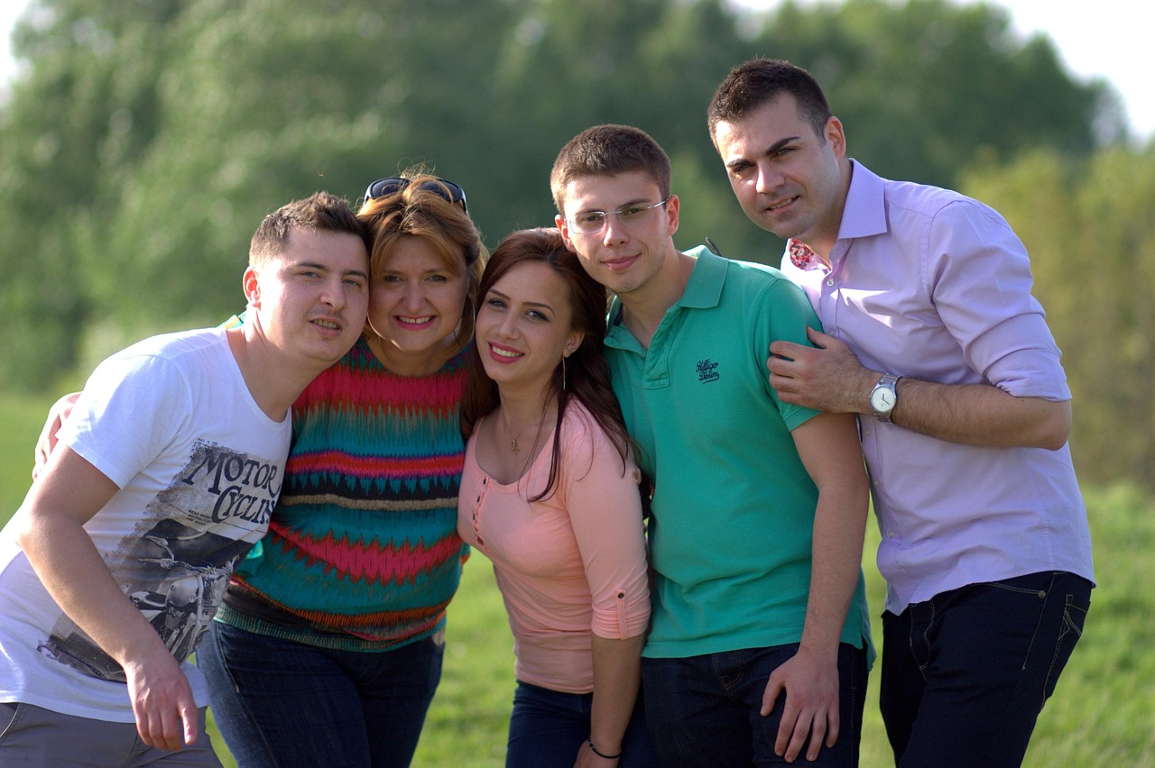 婷与朋友们的新变化揭秘,友情中的蜕变时刻