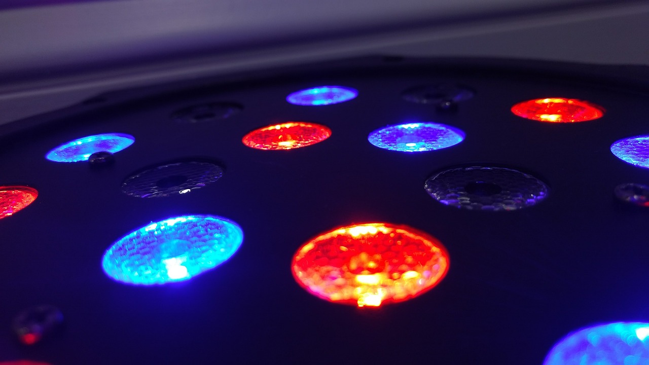 最新闪银版发布,科技与时尚的先锋之作引领潮流