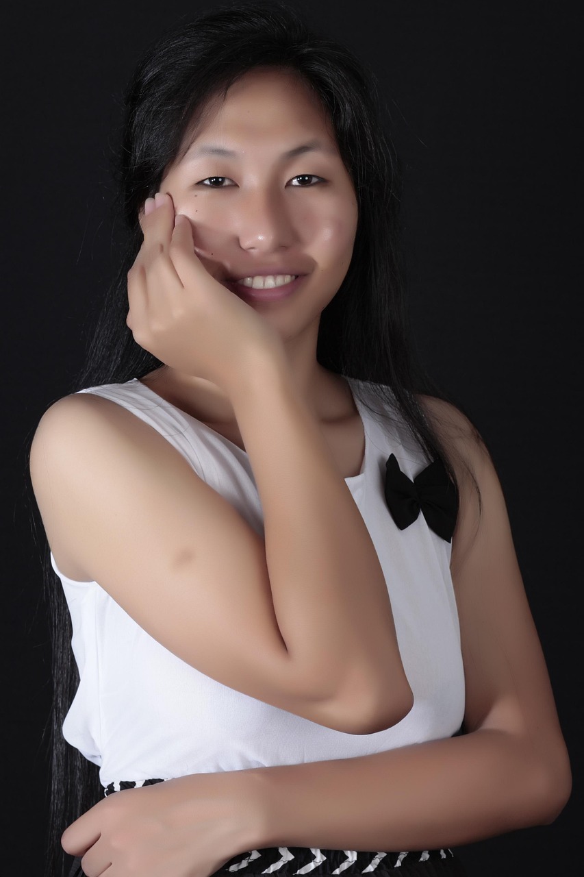 当代女性魅力与力量的展现——俏美妻子新篇