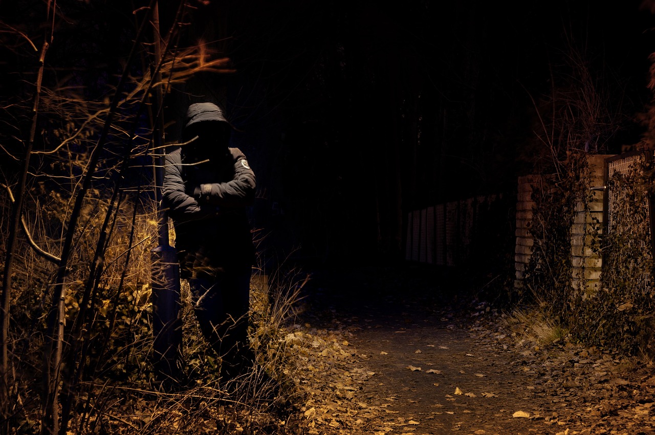 第六感生死缘演员演绎超越生死的情感纠葛。