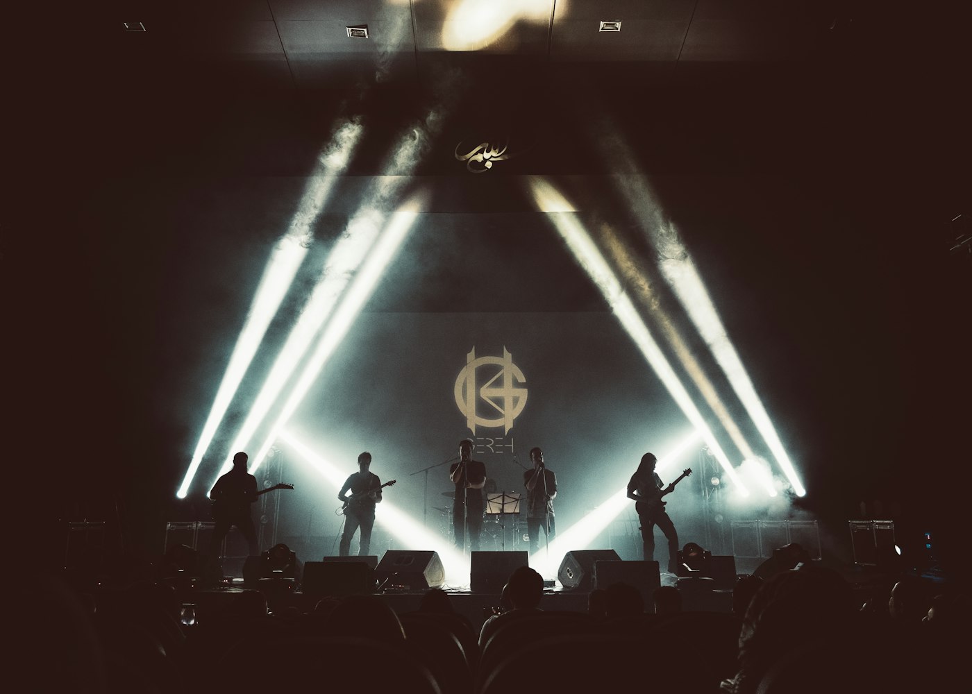 苖圃与演员,舞台上的共生共荣之道