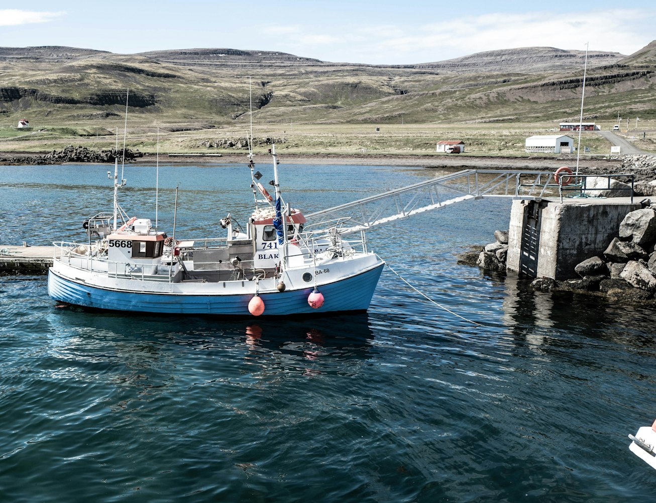 南北船巨头引领船舶行业走向辉煌,两大股票巨头解析