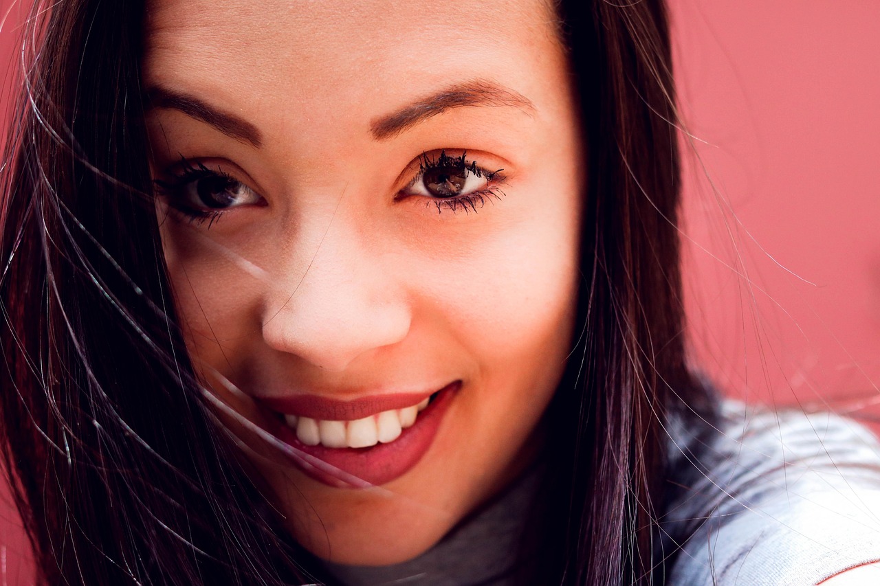 短发气质女明星,独特时尚魅力的诠释