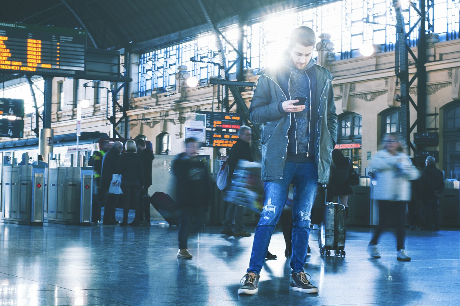 时光演员,演绎生命的旋律与色彩之旅