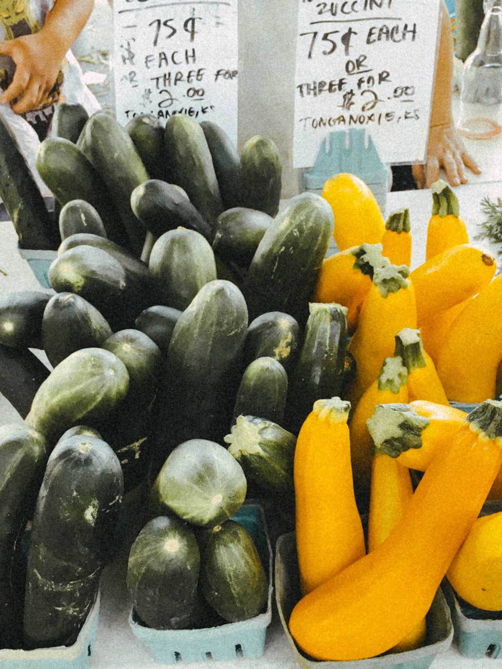 洽洽小黄袋每日坚果价格分析与比较,深度探讨坚果市场趋势