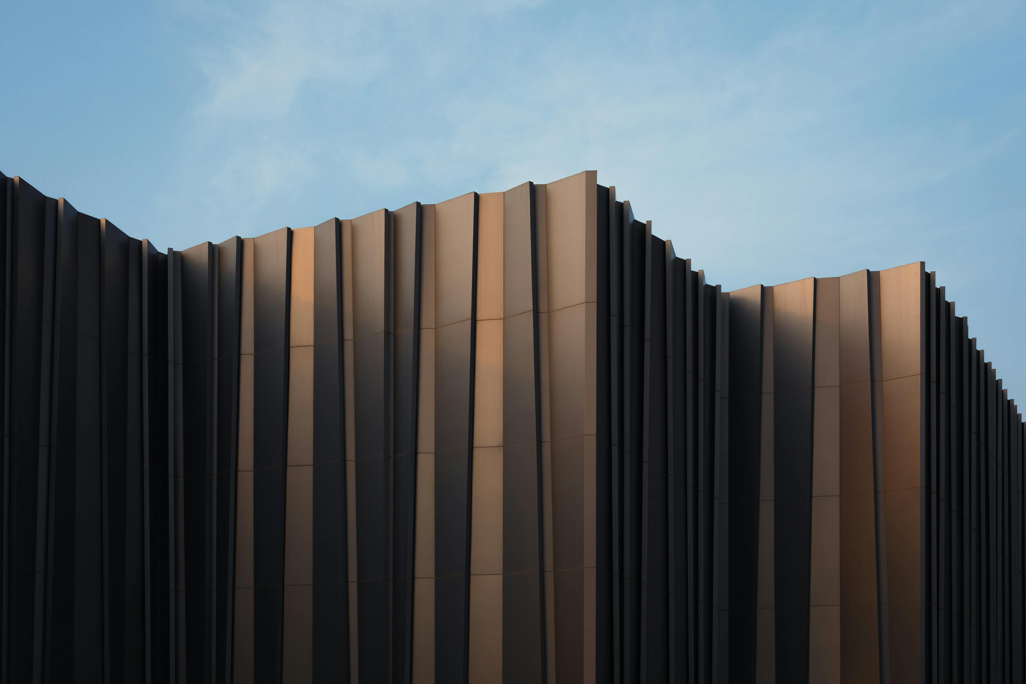 脚手架钢管价格分析与市场行情,一吨钢管究竟多少钱?