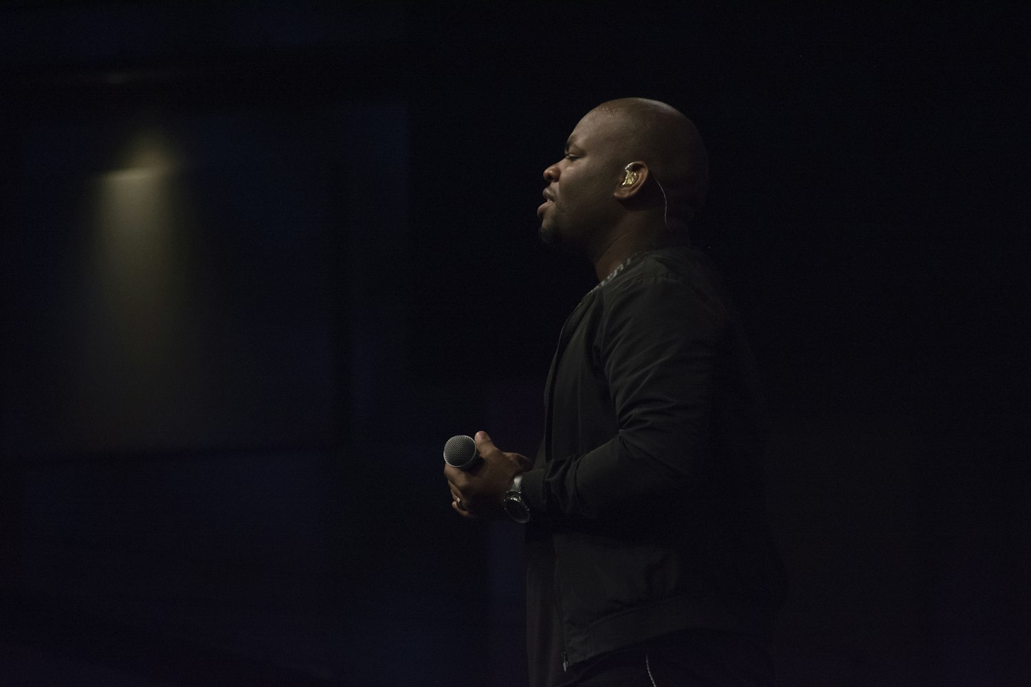 最新伤感动听歌曲推荐,音乐情感之旅的启程