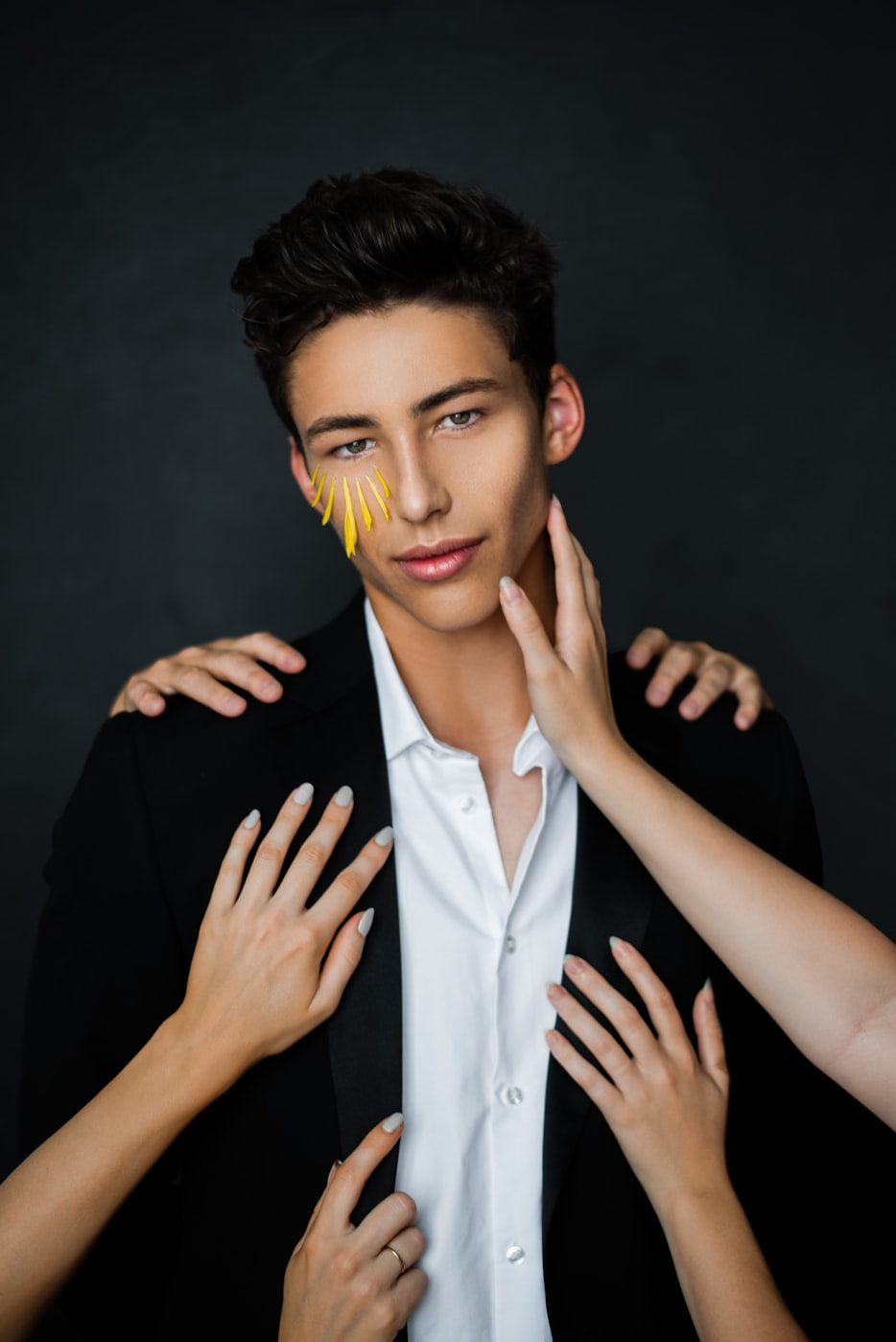 边江配音演员,声音魅力与艺术传承的交融展现