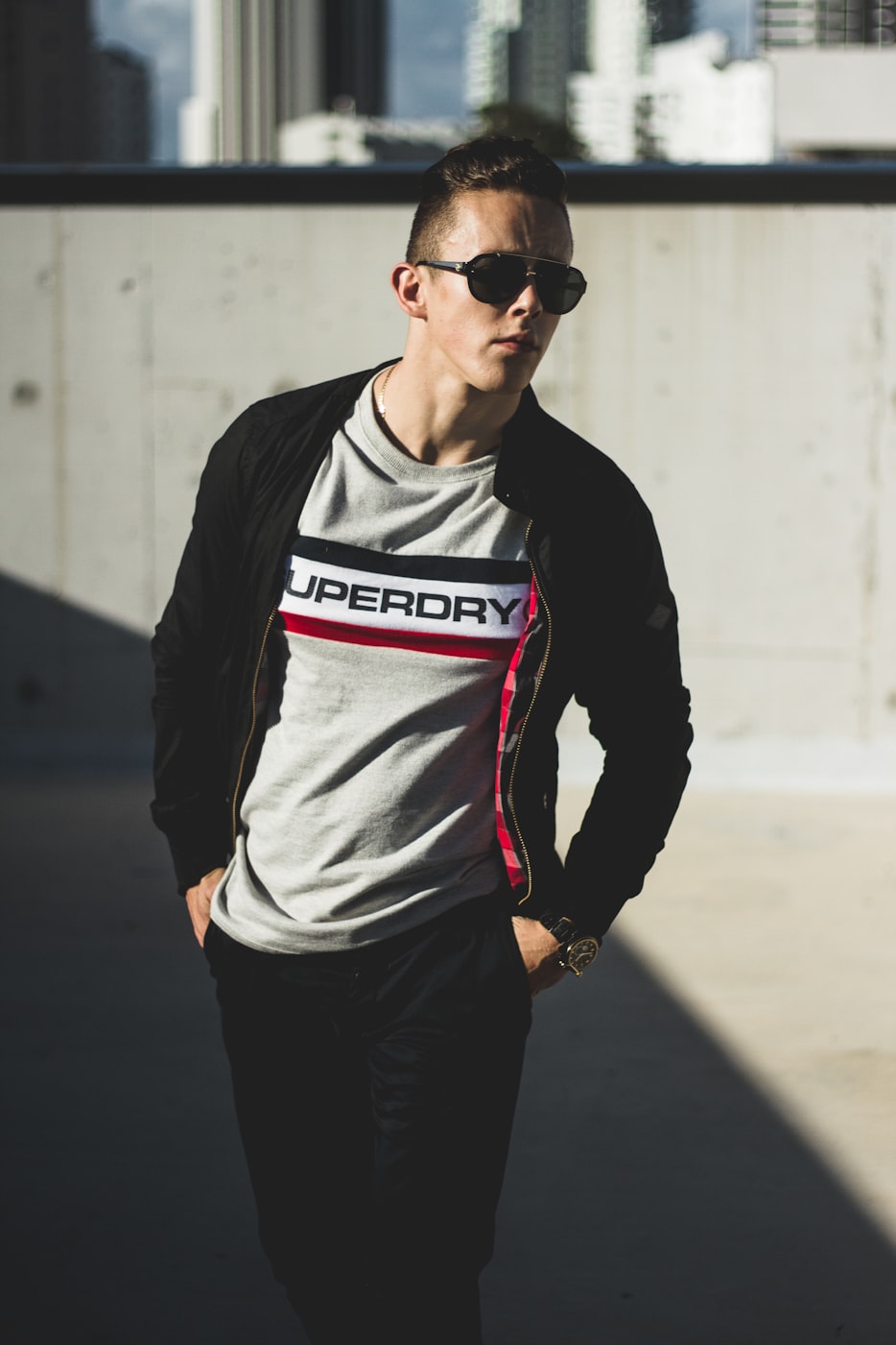 最新男发型图片，时尚潮流灵感库