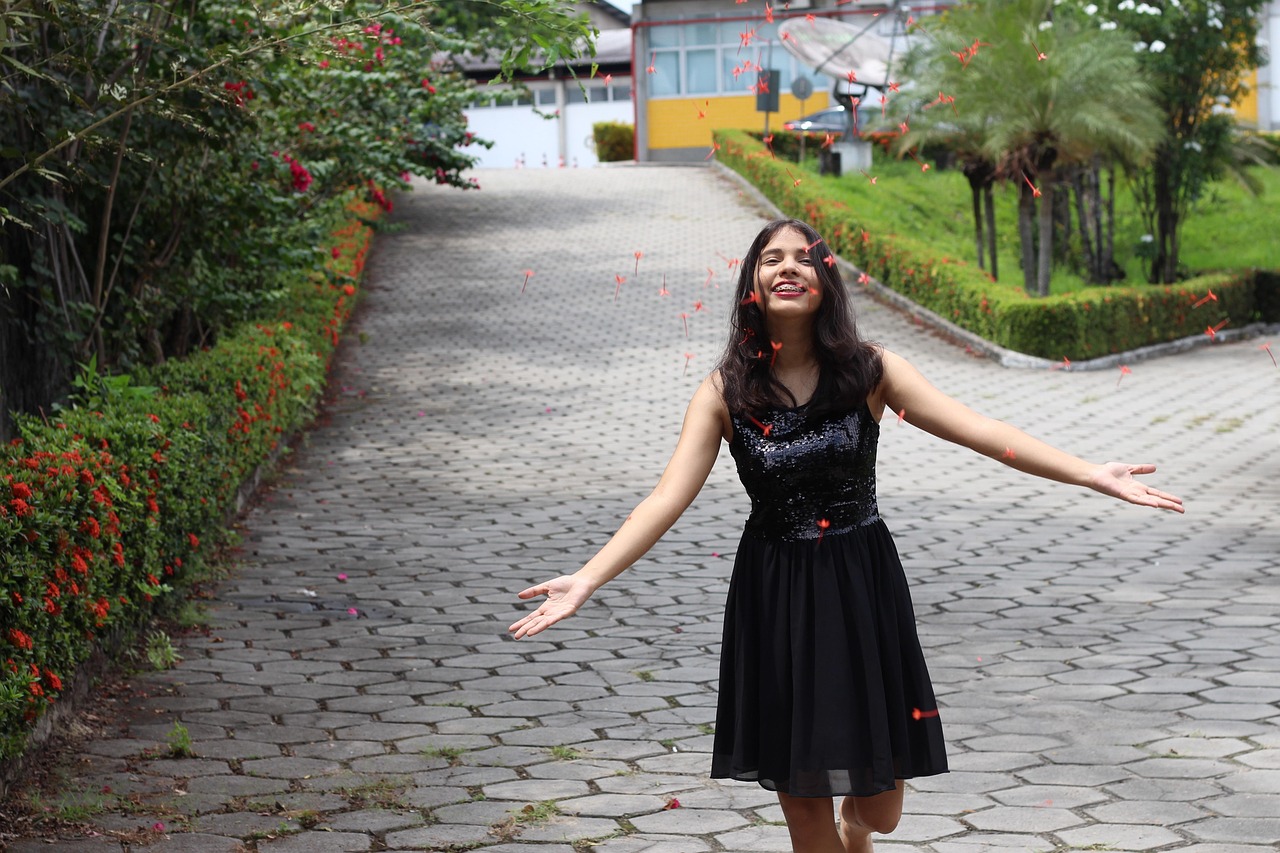 今日股市最新资讯概览，股市动态一览无余