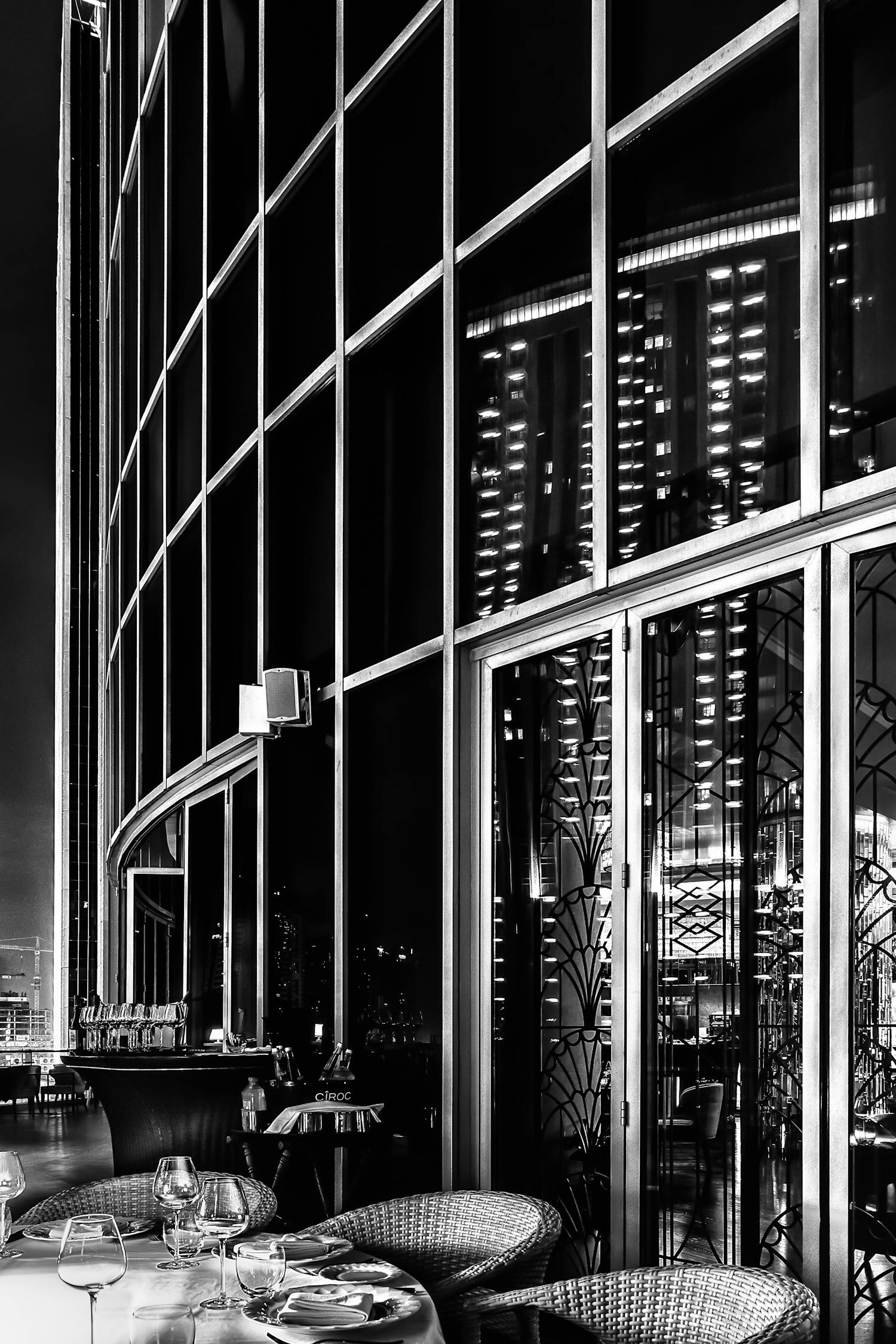 现代中式酒柜推荐，古典与现代的完美融合之美