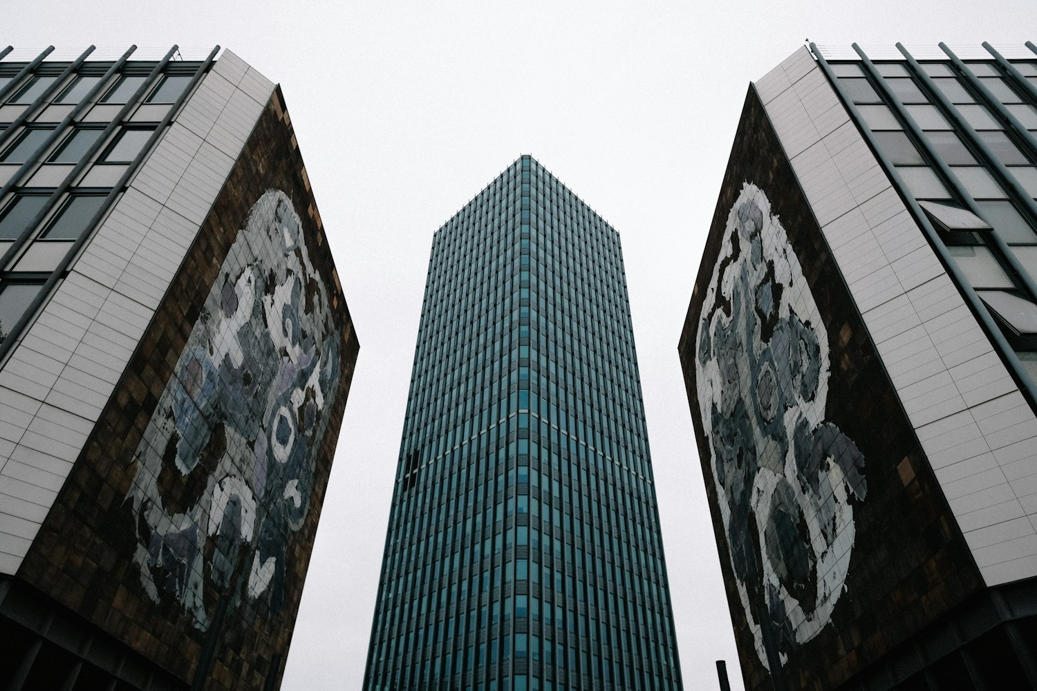 最新建筑项目塑造未来城市面貌新篇章