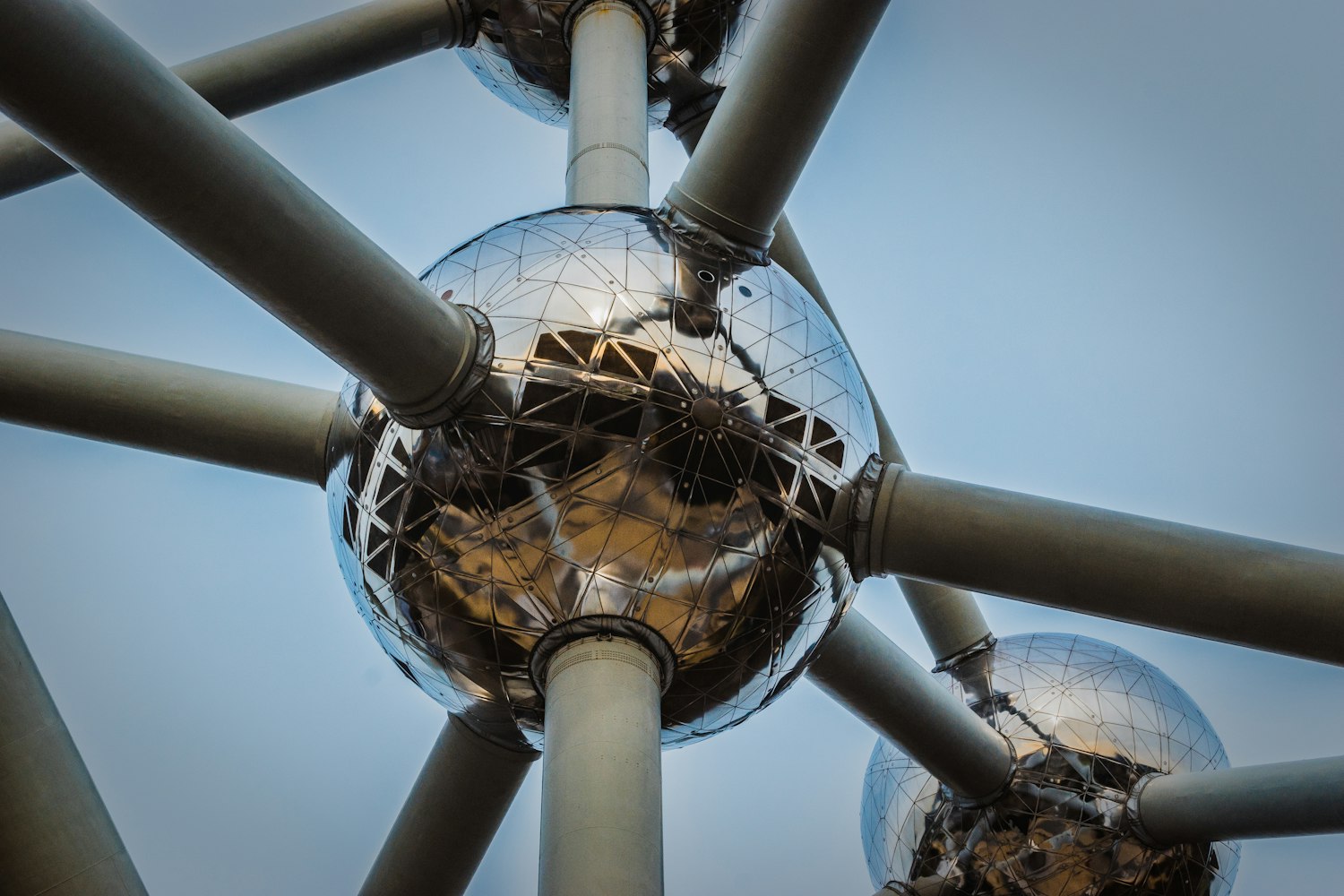 革新电锤技术,重塑建筑未来,新型电锤工具亮相!