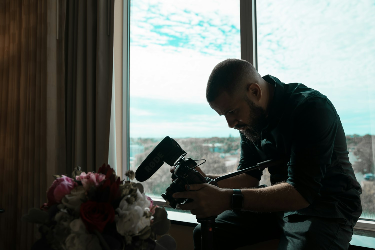 大鹏导演的电影，从平凡到卓越的蜕变之路探秘