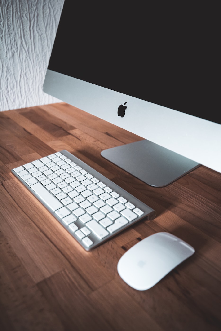 新款苹果笔记本电脑，技术与设计的极致融合