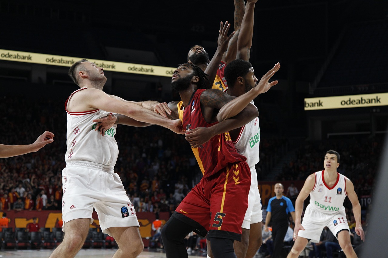 拜仁慕尼黑在欧冠比赛中的辉煌历程与荣耀时刻